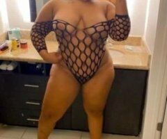 Come enjoy Ms Honey While Im In Town For A LITTLE WHILE - Image 2