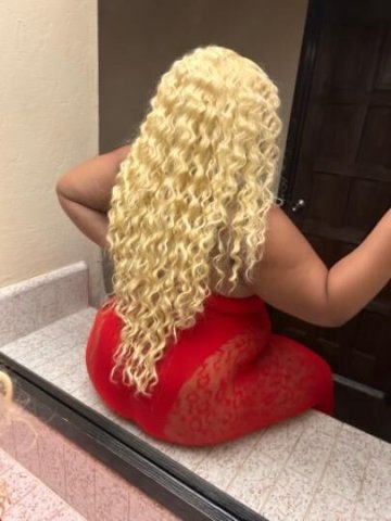The wettest secret💋💦 - 1