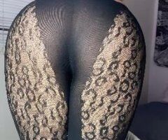 Wet&tight THICK&curvy - Image 3