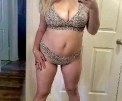 💋🍒👅40 Years Older Moom 💋🍒 Dont miss out. 💋🍒👅 - Image 2