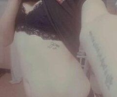 Milwaukee escorts - Sexy Petite Snow 🐰 ready to have some fun 👅
