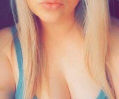 Girl next door has a NAUGHTY little secret.. Can you keep it REAL AND REVIEWED!! - Image 4