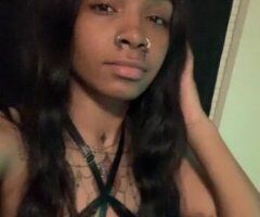 Indianapolis escorts - Big Ass Dominicana - INCALL