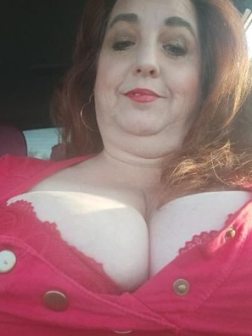 FEEING FREAKY TODAY LOVE HEAD&Daty! SEXY OLDER MILF, GREEN EYES THICK THIGHS - 1