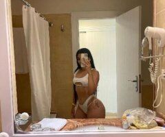 ScarlettWelcome to my world of passion and erotic fun. Explore with me - Image 2