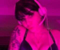 Super Sweet Bombshell Who's Eager to Please - Image 5