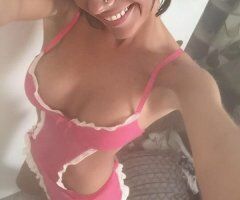 Bubbly Busty Elite Luxury Woman - Image 4