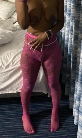 slim thick brownskin with phat pussy ready for outcall and incall meets - 1