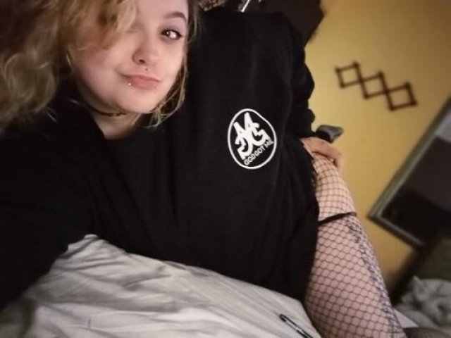 ❤‍🔥AVAILABLE❤‍🔥 Outcalls & Carplay ONLY!!!😘 squirter💦 CLEAN!! 27yo/5'6/200lbs - 1
