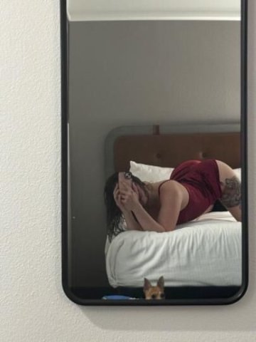 here for a short time only💕 - 1