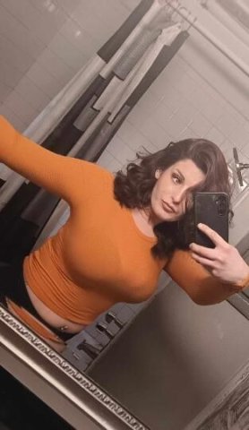 Hot and Ready--slice of heaven - 1