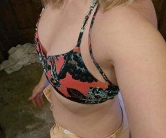 Linda vaquerita lista para montar en tu semental 🍆💦 - Image 1