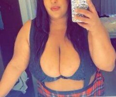 SEXY BBW POLE DRAINER VISITING - Image 5