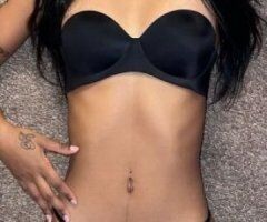 Nena lista para complacerte 💚🤤 - Image 2