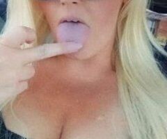 BLONDE 💦💋 thick sexy treat 💗💋 YUMMY 🤤 - Image 5