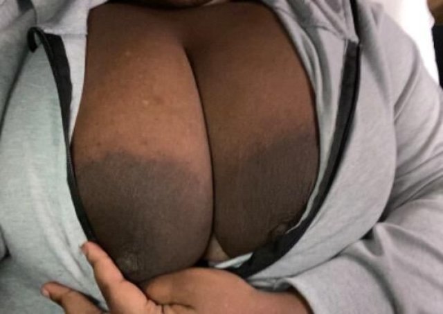 4"11 Freaky Choc ( READ AD) NO BS car or out special - 1
