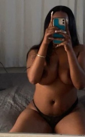 😘Sweet 👅 Sexy Naughty Girl 💋JUICY BOOTY * Available - 1