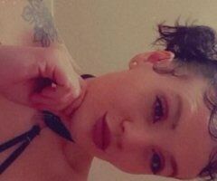 Juicy white girl with a FAT tight w - Image 3