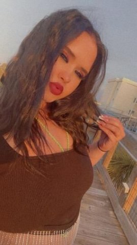 CUBANA VISITING SAN BERNANDINO 💎 LETS PARTY 🎉🎉 🇨🇺 MAKE ME SQUIRT 💦 (ADD ME ON SNAP @JAZCUB23) - 1