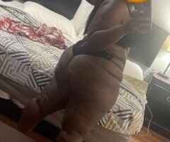 Secret here for a fun time daddy 💦💋 - Image 2