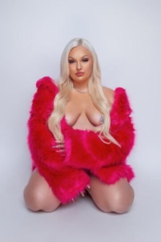 TITTY TUESDAY SPECIALS 💦🙈 - 1
