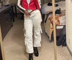 🍑🍒🍆🍆👅💋NEW TO TOWN AND READY FOR HOT GIRL SLUT 🍫🍫💕CUM NOW 😍🥰🍫🍫 AND TREAT YOURSELF - Image 2