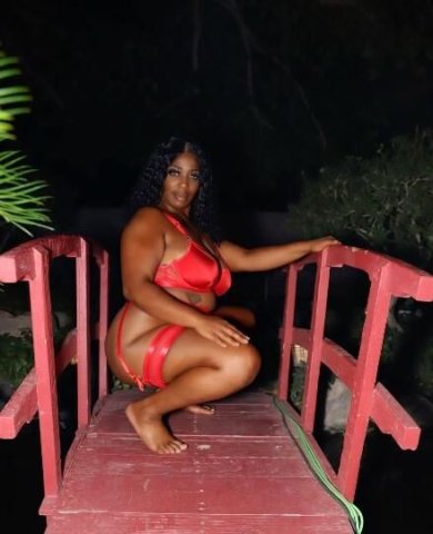 💦🍫 Splashy Ashley 🍫💦 - 1