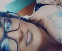 BADD SEXII FEMALE HERE SO HORNY PUSSY SUPER WET AND I WANT SOME GOOD HARD DIICK TO COME FUCK ME ANYWAY YOUD LIKE IM SO HOT AND READY DADDY!! - Image 4