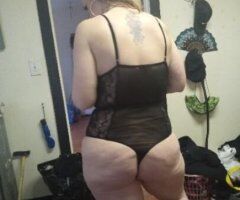 Curvy Blonde of your desire 😍😍😎 💦💦 - Image 3