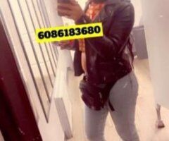 Iowa City escorts - Rosie Fantasy