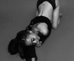 fine petite asian 🤩 - Image 2
