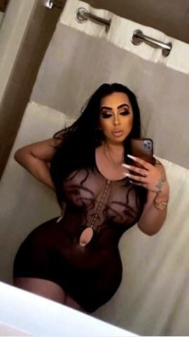 Curvy👀 Big Booty 🍑 ARMENIAN Upscale Hottie 😘 - 1