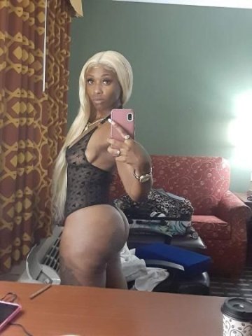 Cum catch this dripp babe - 1