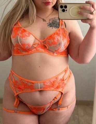 Bombshell visiting SHERMAN OAKS 🩷🌟✅ - 1