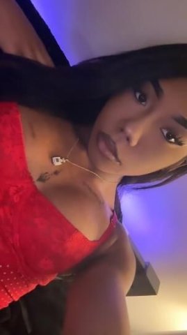 Brownskin petite babe👅💦 - 1