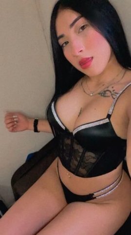 soy una latina caliente😈💦 ademas hago masajes 💦 - 1