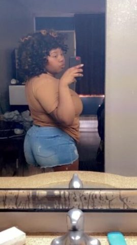 got a SWEET tooth come take a BITE 🫦🍭🍯 - 1