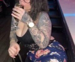 Thick, tatted up submissive. - Image 5