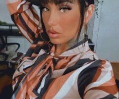 Minneapolis / St. Paul escorts - spoil yourself with relaxing massage 💆