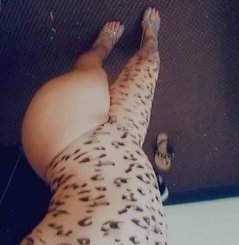 mrs pretty pussy &im so wet and wanna taste yu daddy give yu the best head youve ever had - 1