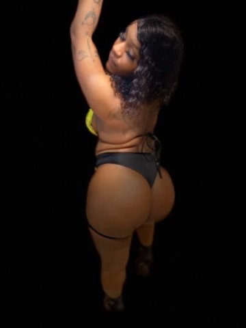 4"9 Squirter fun size latina - 1