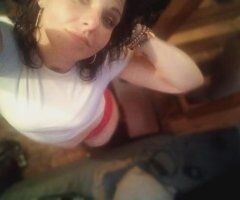who wants to have some kinky morning fun maybe a little taboo roleplay . available right now. i want you inside me - Image 4