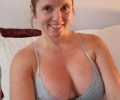 💦💋🍒👅40 Years 𝑫𝒊𝒗𝒐𝒓𝒄𝒆𝒅 Older Mom Fuck Me💦💋🍒👅 - 40 - Image 4