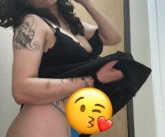 PUSSY REAL TIGHT 😽 & JUICY💦💧 CUM LETS PLAY😝 - Image 9
