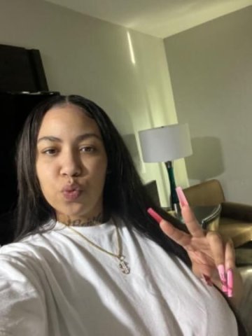 Your favorite Cali Girl 😍 100% Me or its Free 😘 New in Town - 1