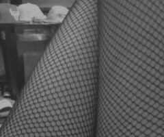 Sexy Petite Snow 🐰 visiting Madison til Sun. dont miss me! 👅 - Image 3
