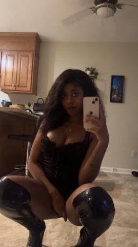 Thee Beautiful Bea Velour 💋 - 1