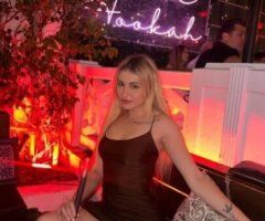 Petite Blonde! visiting - Image 3