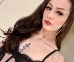 San Francisco escorts - Petite Tattooed Natural Beauty