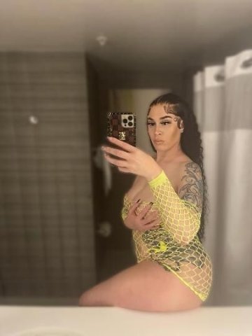 100% Real Photos - 1